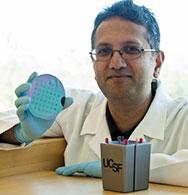 Roy with artificial kidney device